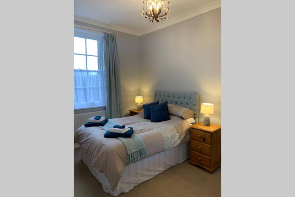 Grand 2 Bed Georgian Apartment At Florence House With King Bed, In The Heart Of Herne Bay & 300M From Beach Dış mekan fotoğraf