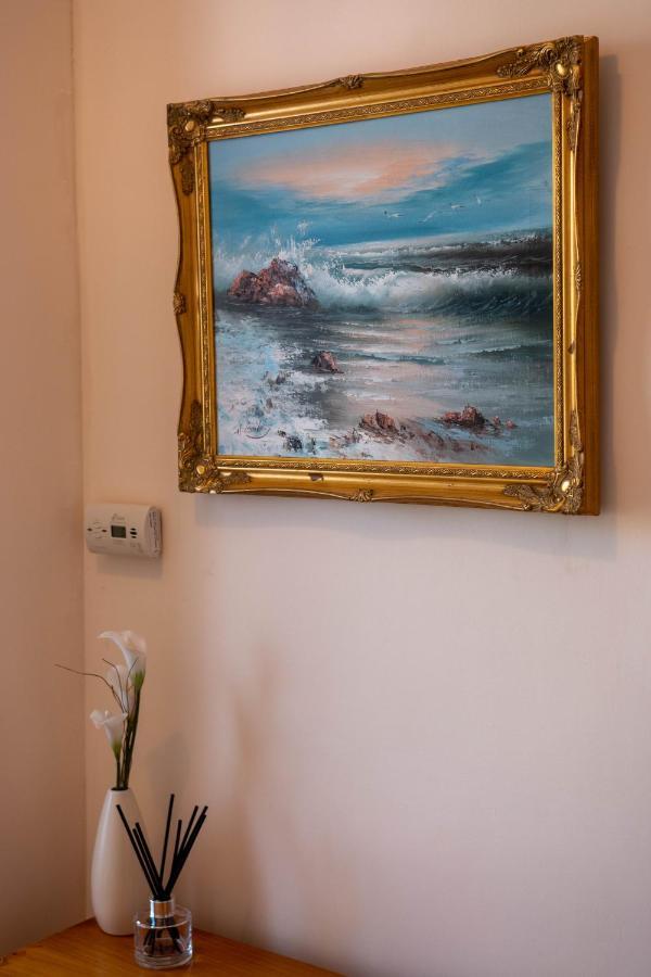 Grand 2 Bed Georgian Apartment At Florence House With King Bed, In The Heart Of Herne Bay & 300M From Beach Dış mekan fotoğraf